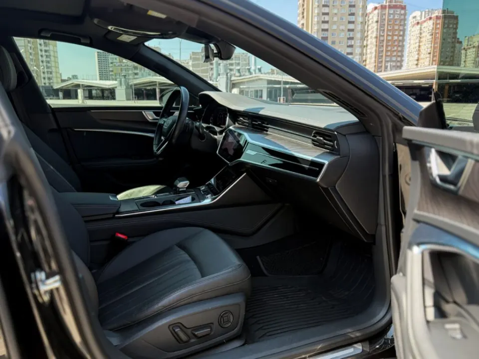 Audi A7 2020 з парку оренди KTRANS