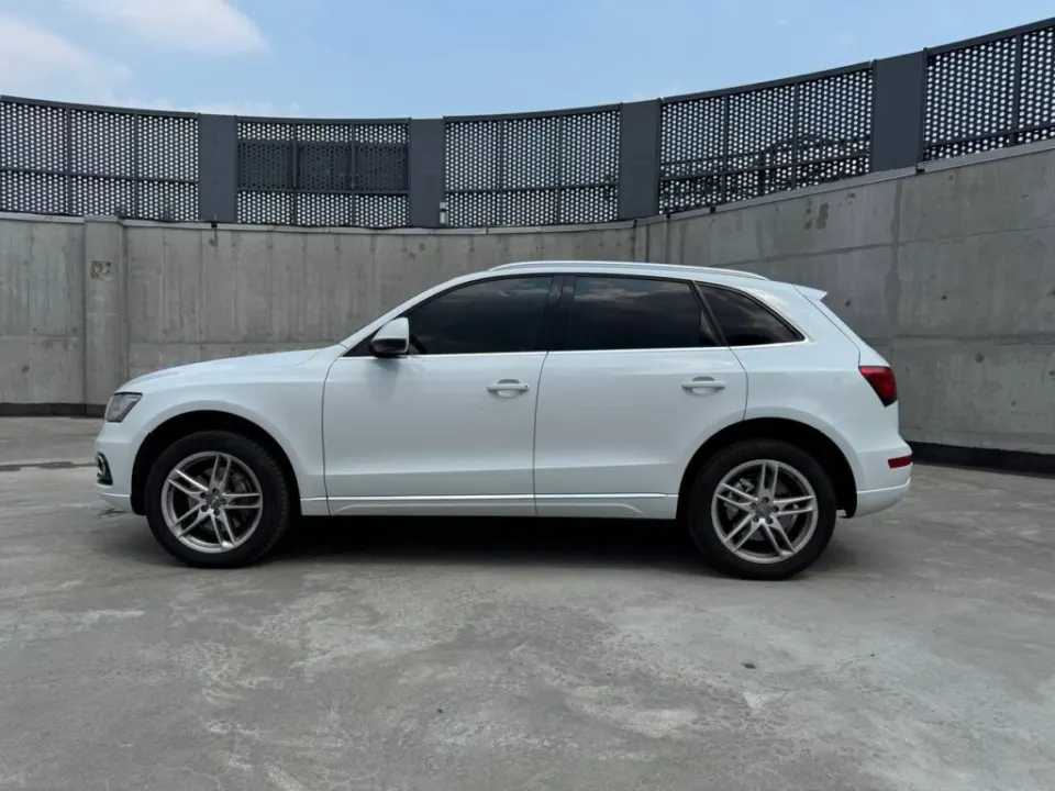 Audi Q5 2013 з парку оренди KTRANS