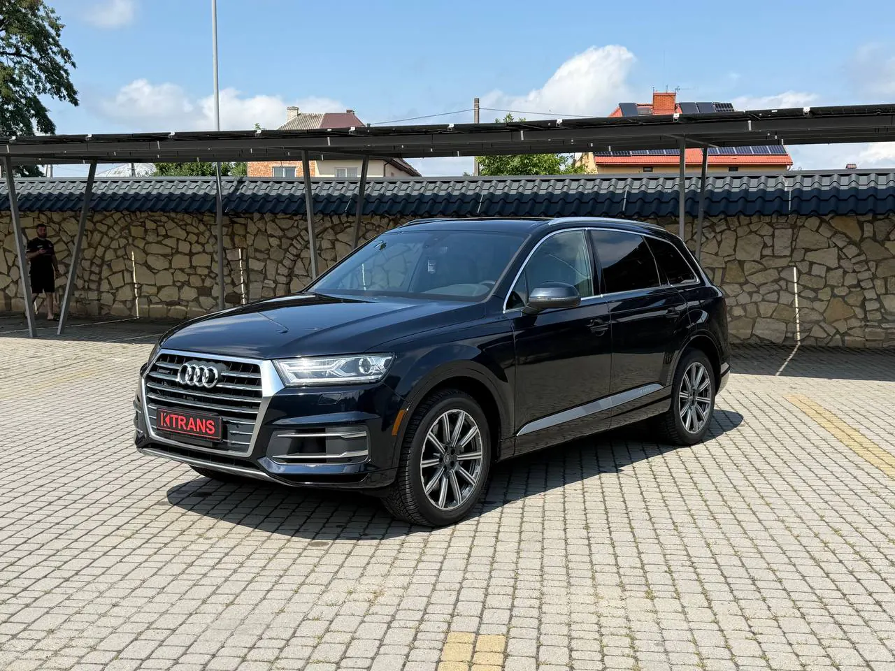 Audi Q7 2017 з парку оренди KTRANS