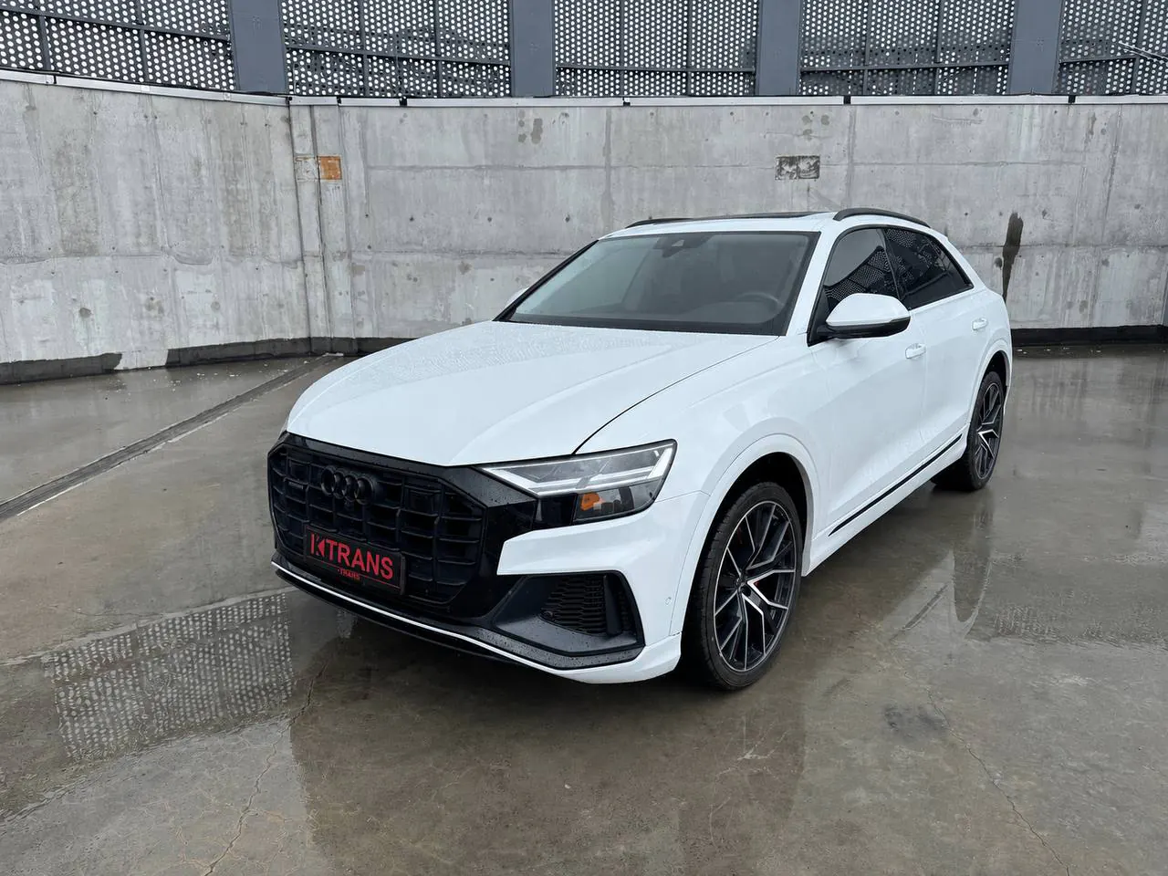 Audi Q8 2021 з парку оренди KTRANS