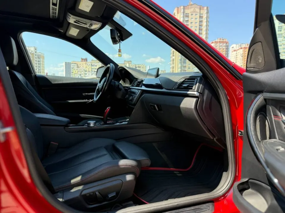 BMW 335i 2015 з парку оренди KTRANS