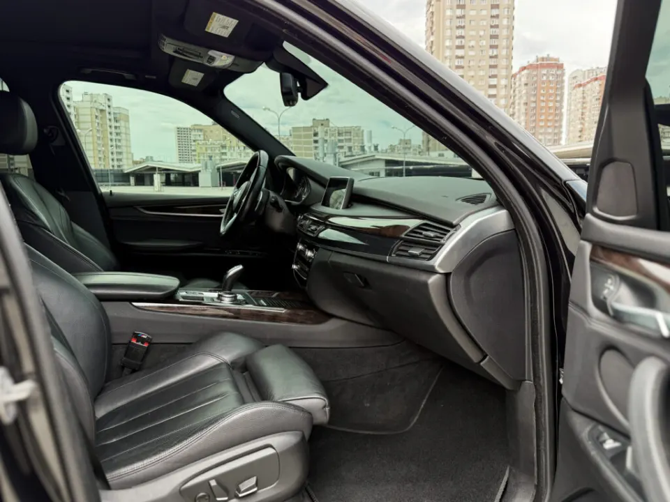 BMW X5 2014 з парку оренди KTRANS