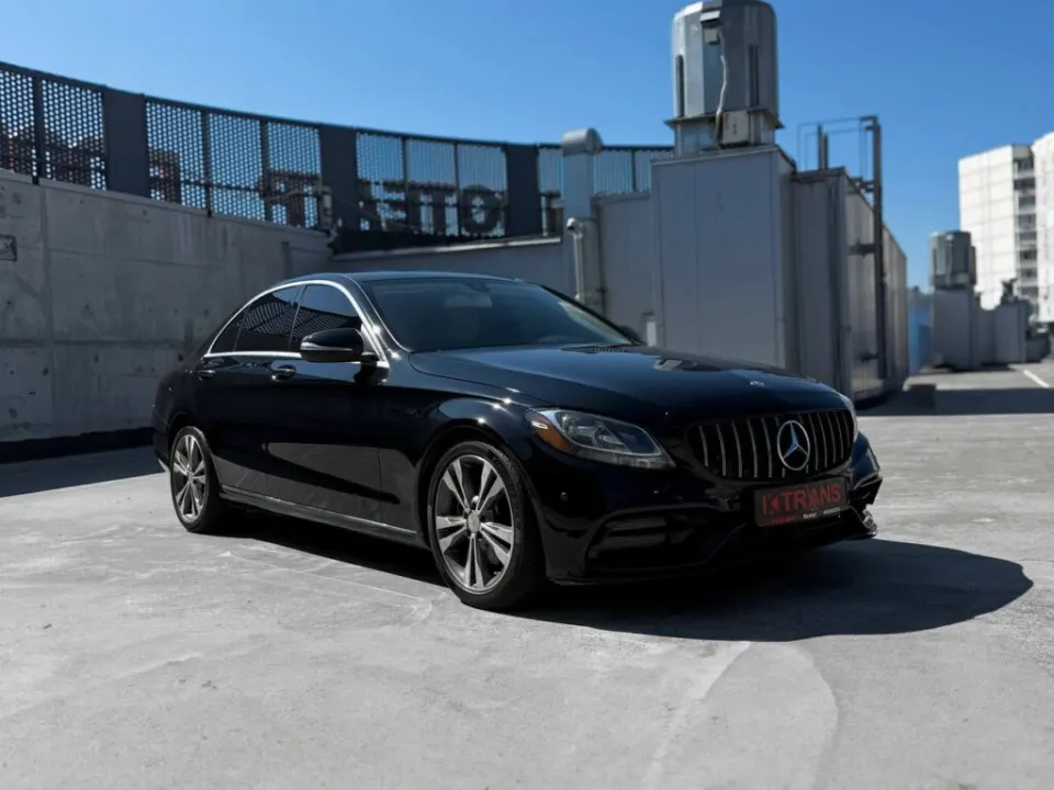 Mercedes-Benz C300 2015 з парку оренди KTRANS