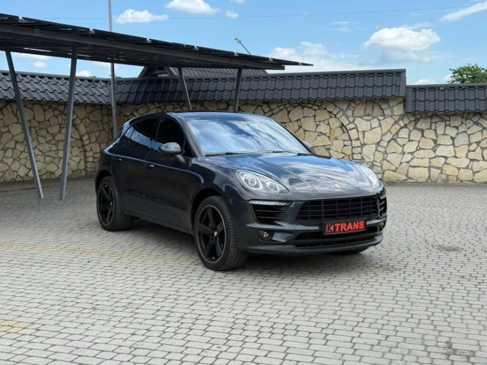 Porsche Macan 2017 з парку оренди KTRANS