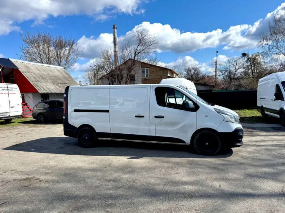 Renault Trafic 2016 з парку оренди KTRANS