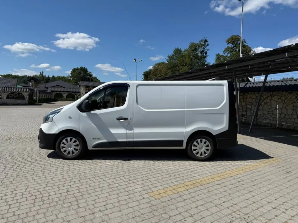 Renault Trafic 2017 з парку оренди KTRANS