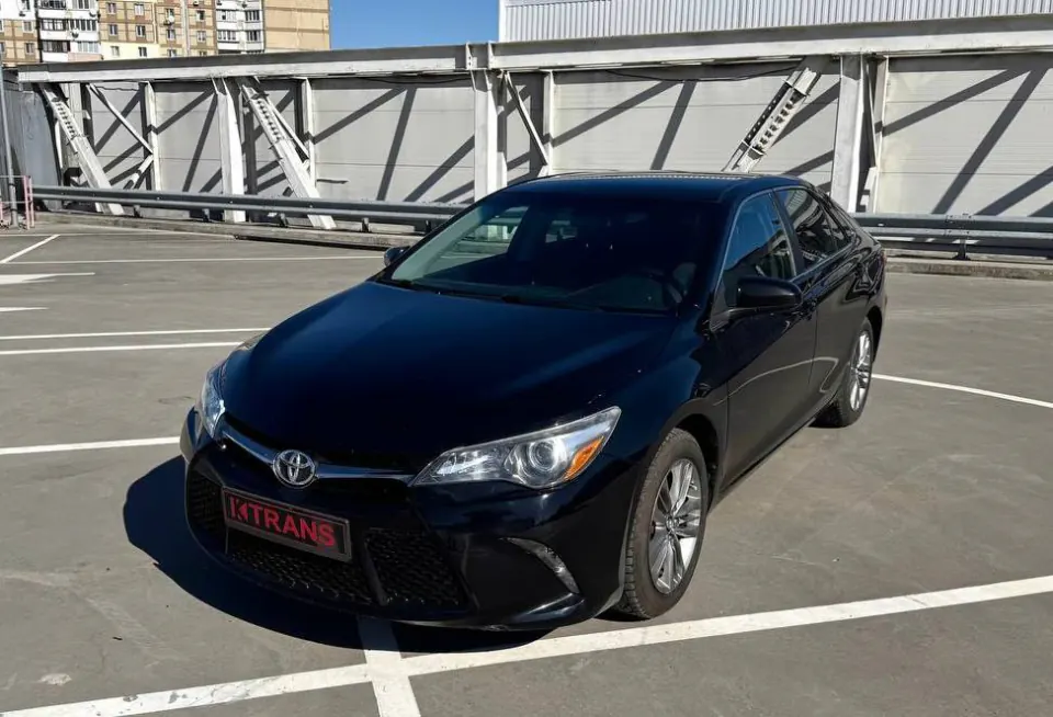 Toyota Camry з парку оренди KTRANS