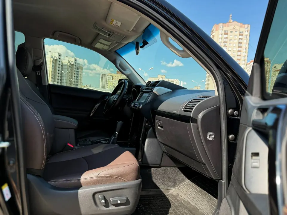 Toyota Prado 150 2017 з парку оренди KTRANS