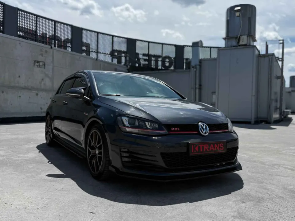 Volkswagen Golf GTI 2014 з парку оренди KTRANS