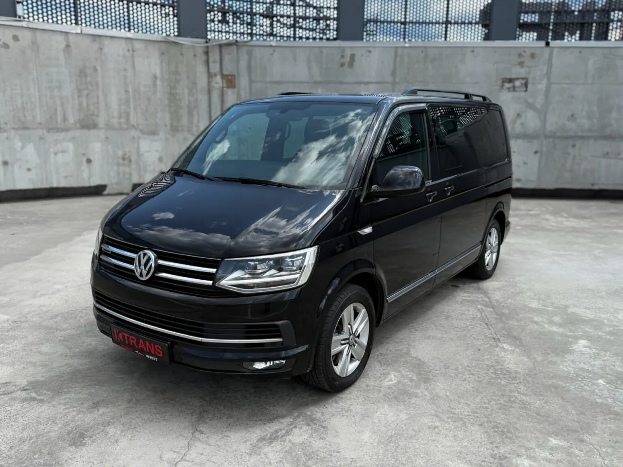 Volkswagen Multivan 2020 з парку оренди KTRANS