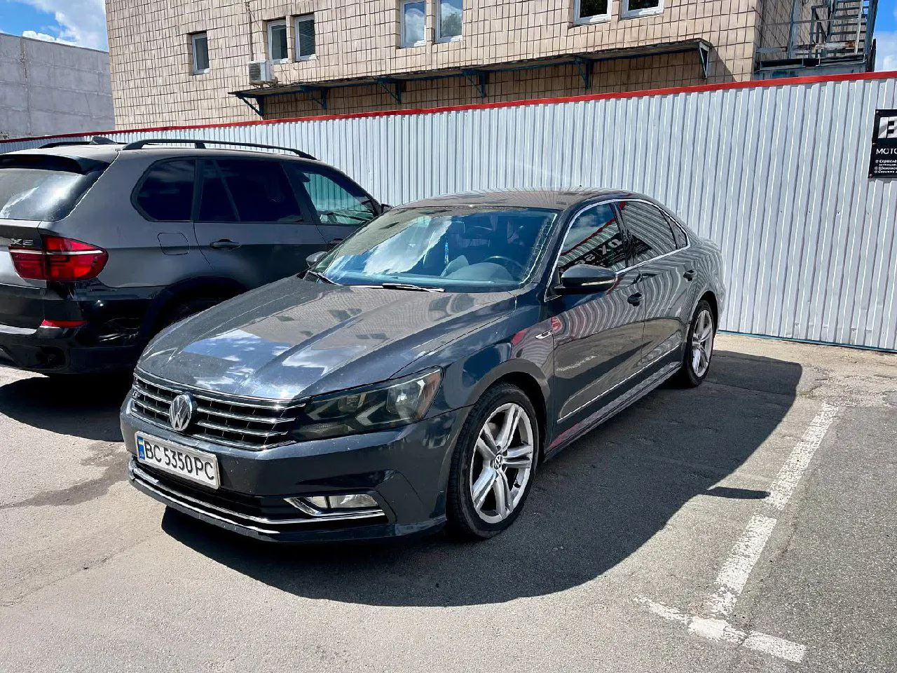 Volkswagen Passat з парку оренди KTRANS