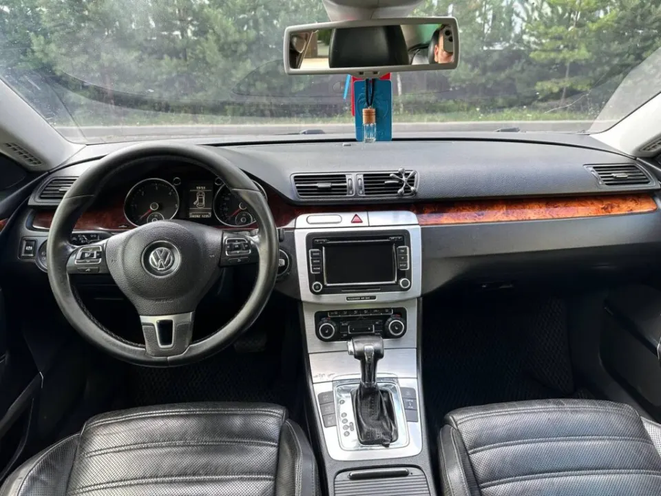 Volkswagen Passat CC 2011 з парку оренди KTRANS