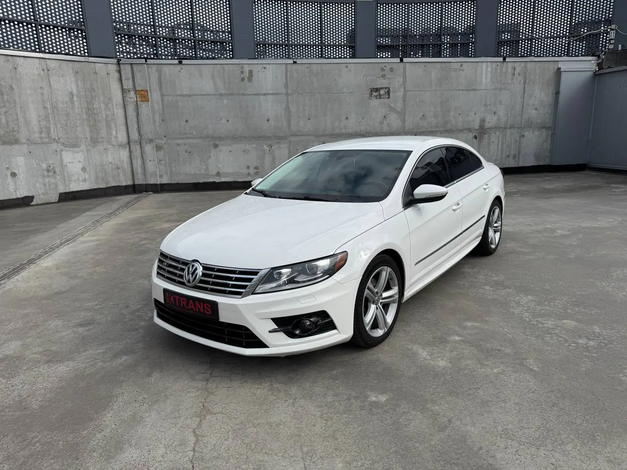 Volkswagen Passat CC 2014 з парку оренди KTRANS