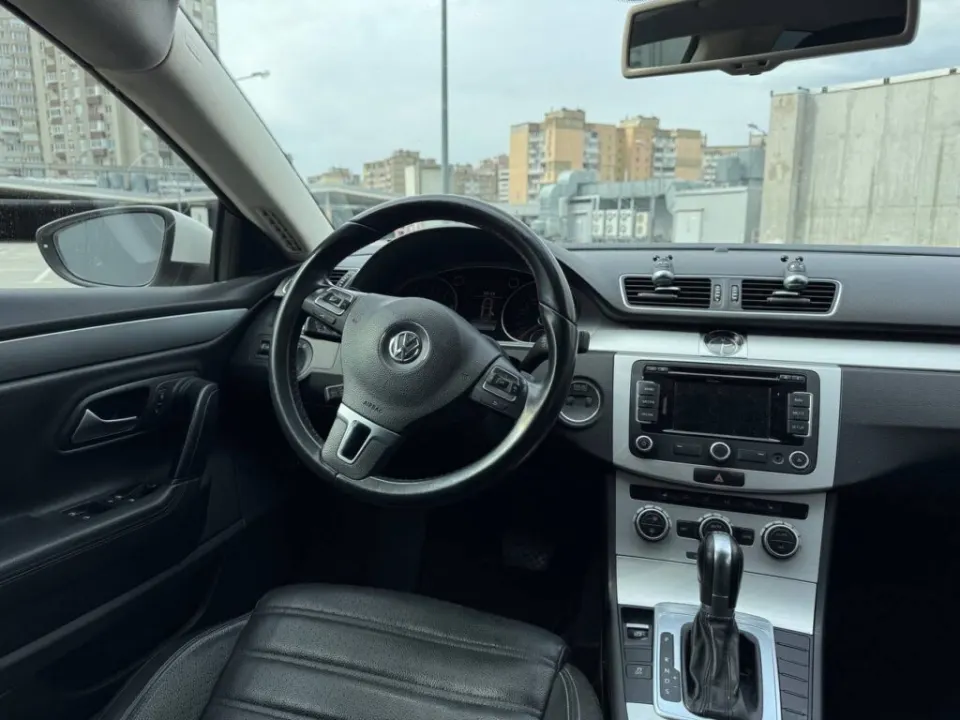 Volkswagen Passat CC 2014 з парку оренди KTRANS