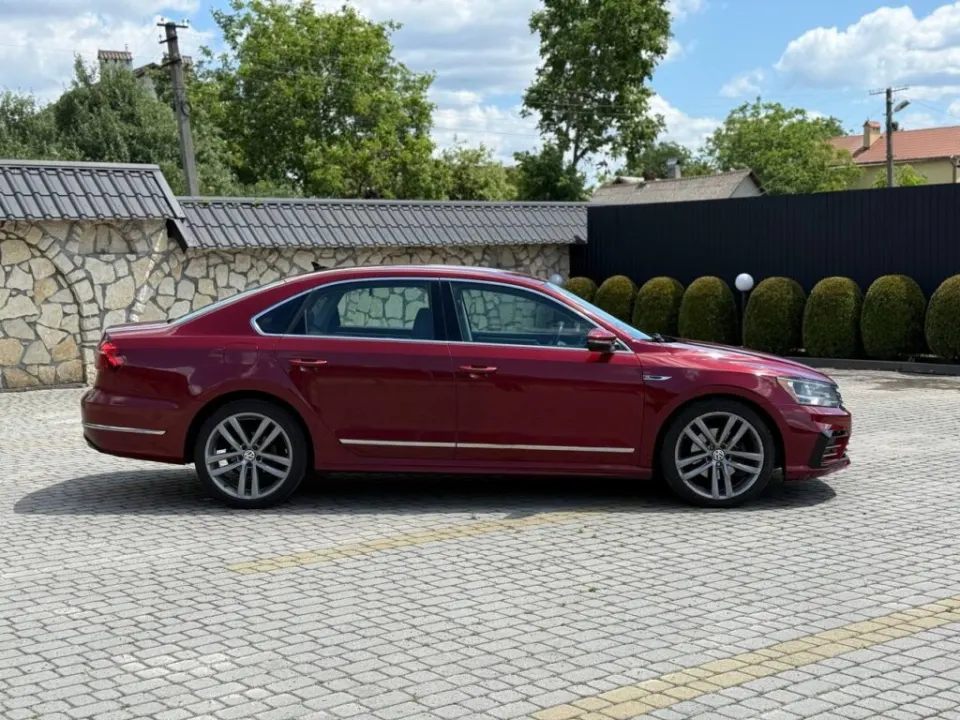 Volkswagen Passat 2016 з парку оренди KTRANS