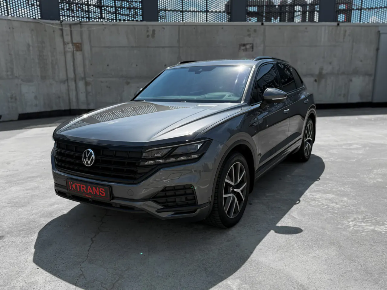 Volkswagen Touareg 2021 з парку оренди KTRANS